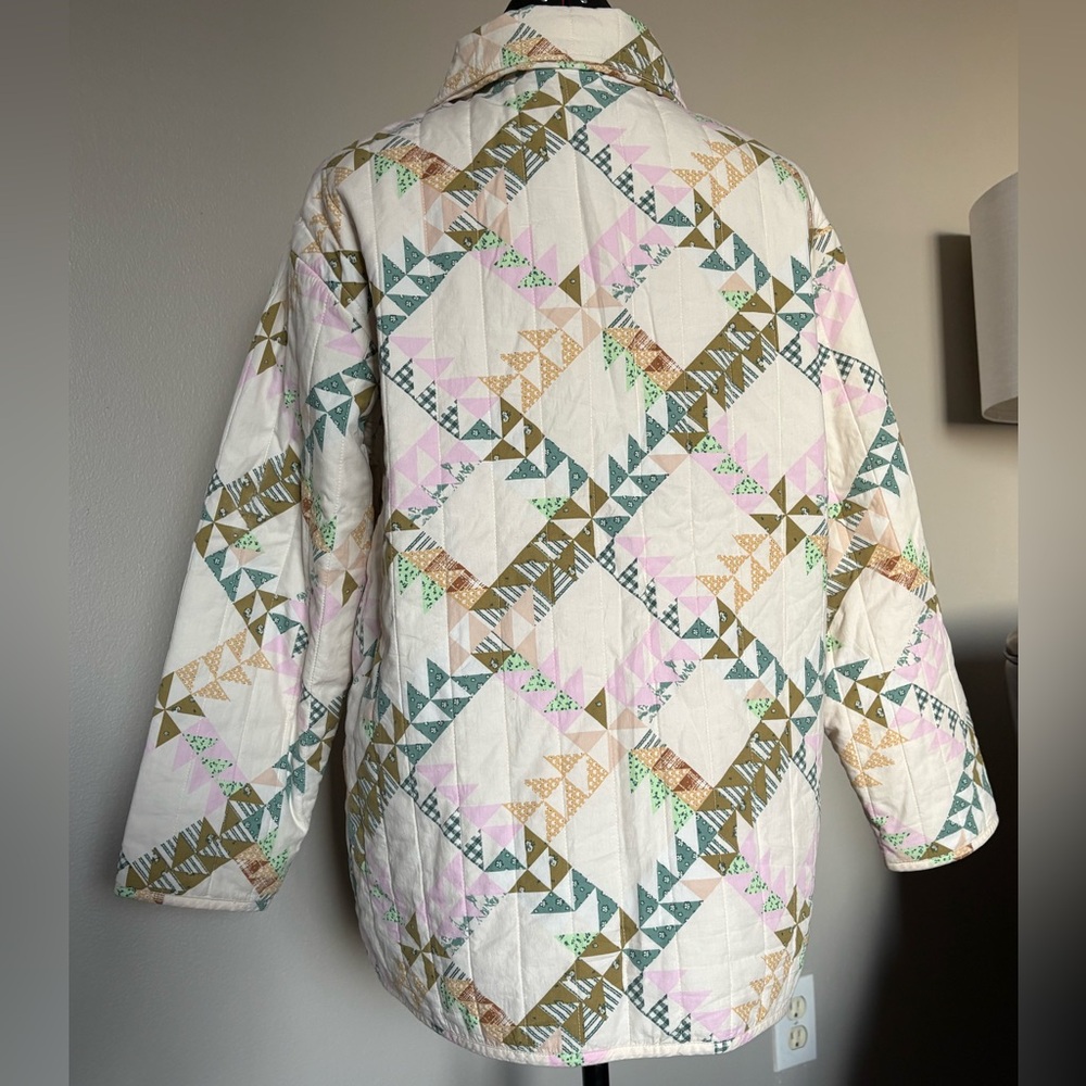Quilted Patterned Jacket - Picture 4 of 5